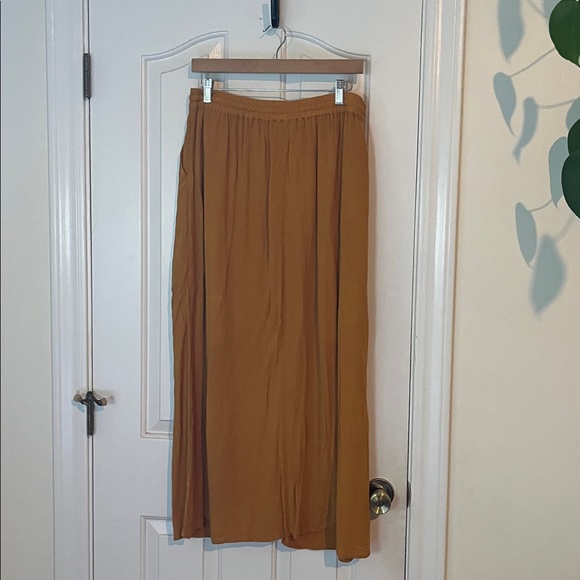 NWT Garnet Hill | Solaris Button-Front Crepe Maxi Skirt Yellow Boho Medium - Picture 5 of 10